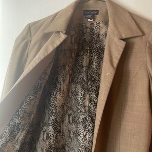 Ann Taylor Blazer. Fashionable Snake interior